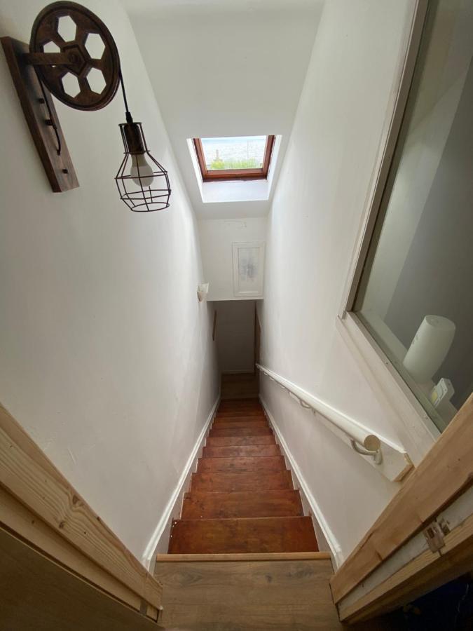 2 Bedroom Apartment In Saltcoats Town Beside The Seaside Extérieur photo
